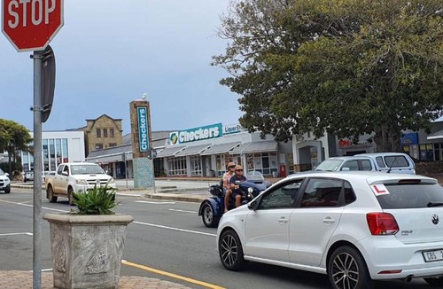 Mossel Bay Apartment | TinyApartment@Mosselbay - Entire 1 Bedroom Apartment Mossel Bay Central