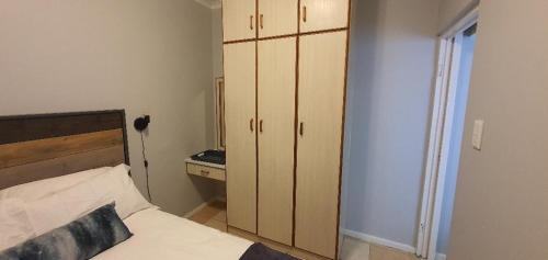 Mossel Bay Apartment | TinyApartment@Mosselbay - Entire 1 Bedroom Apartment Mossel Bay Central