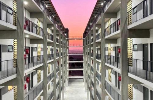 Greater Johannesburg Metropolitan Area Apartment | TNA Apartments in Randburg