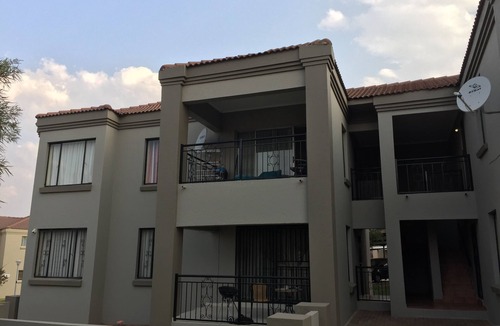 Greater Johannesburg Metropolitan Area Apartment | Tntee Apartments