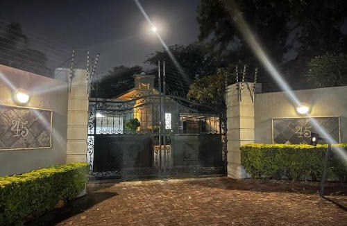 Pretoria Apartment | Top Building
