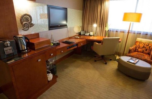 Sandown Apartment | Towers Apartment