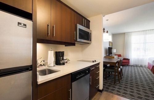 Foster City Hotel | TownePlace Suites San Mateo Foster City