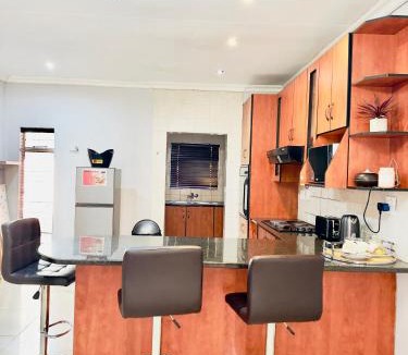 Mahikeng Apartment | Townhouse on 6526 Boiketlo Street, Golfview