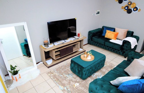 Boksburg Apartment | Tranquil 2-bedroom apartment with WiFi in Boksburg