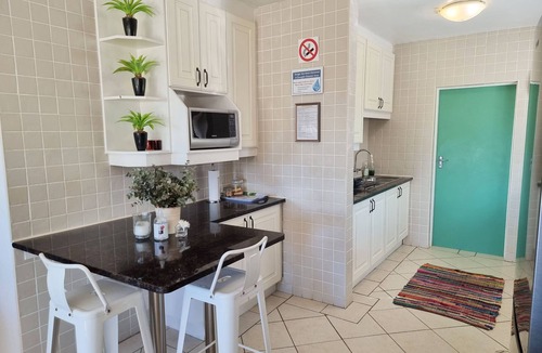 Paradise Beach House | TRANQUIL BEACH SETTING CLOSE TO WORLD FAMOUS SURFING VENUES AND AIRPORT