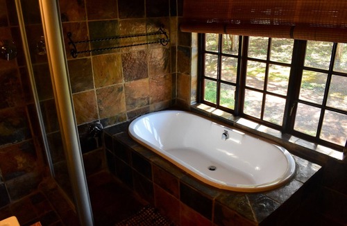 Gravelotte Cabin | Tranquil Chalets in Game Reserve (70km from Kruger National Park)
