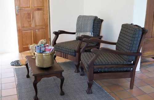 Hekpoort House | Tranquil Cottage on Horse Farm