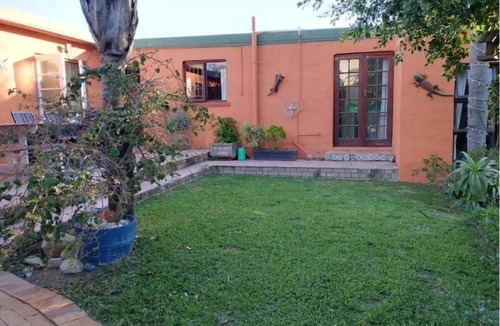 Flamingo Vlei Condo | Tranquil, cozy studio apartment close to the beach