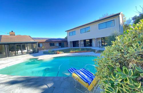 Constantia House | Tranquil Garden Constantiaberg