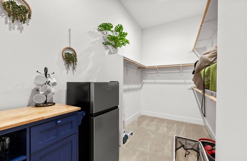 Orangevale Apartment | Tranquil Retreat: Pool, Spa, Firepit, Peloton, WFH