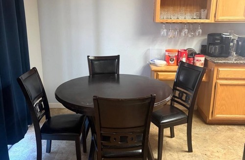 Yuba City House | Tremendous 5-bedroom house with AC in Yuba City