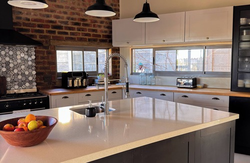 Still Bay House | Tremendous family-pet friendly, Stilbaai home