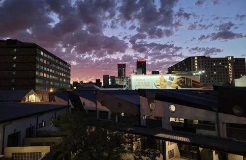 Downtown Johannesburg Apartment | Trendy apartment @ maboneng