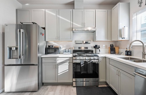 Boulevard Park House | Trendy Escape in the Heart of Sacramento!