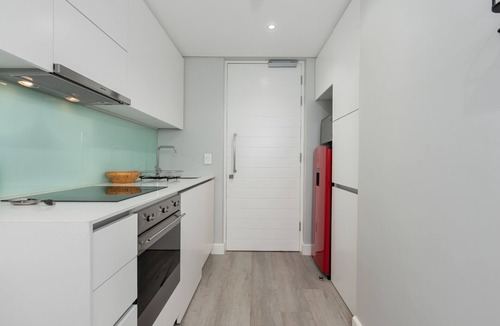 Green Point Apartment | Trendy | Modern | One Bedroom | Green Point