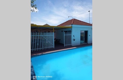 Vanderbijlpark Apartment | Trinity Cottage