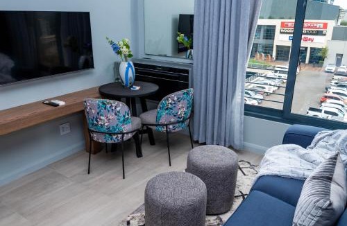 Kareeberg Hotel | Triple M Luxury