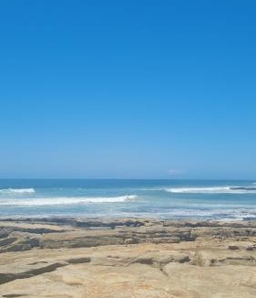 Port Edward House | Tropical 4 Bedroom 3 bathroom 8 to 10 sleeper Holiday Getaway
