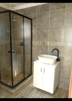 Brakpan House | Tsakane View Guesthouse