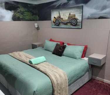 Muckleneuk House | Tshedza Guest House