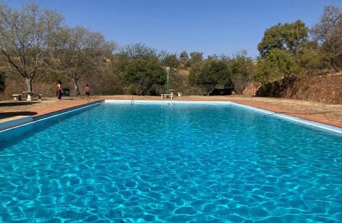 Buffelspoort Ski Chalet | Tshiamo Bush Chalet