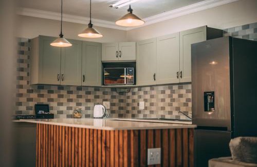 Hammanskraal Ski Chalet | Tshikwalo Game Lodge