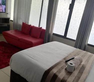 Sunnyside House | Tshilidzi Guest House