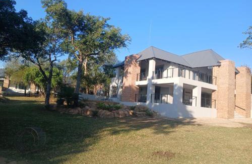 Marloth Park Apartment | Tswenyane Kruger Riverview Apartment 1&2