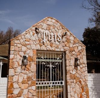 Meyerton House | Tuis Guest House and Coffee Shop