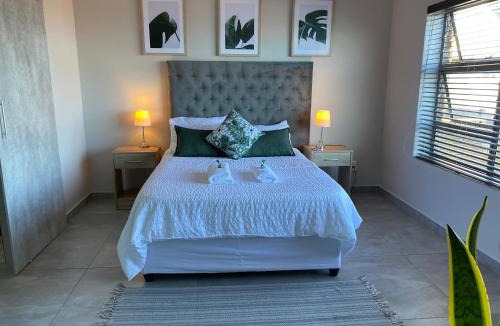 Dana Bay Apartment | Tulip On The Bay