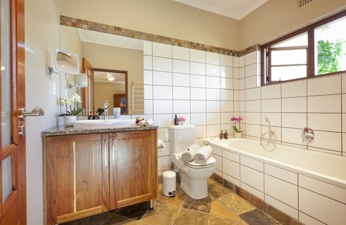 Waterval Boven House | Twin Thorns Guesthouse