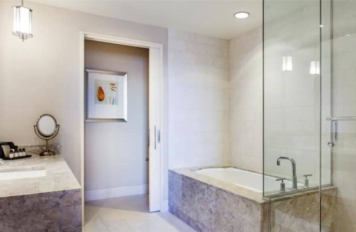 Marina District House | Two Bedroom Bay View- with Two Free Valet Spots