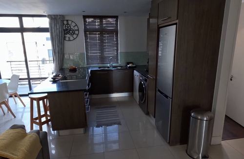 Big Bay Apartment | Two Bedroom Beachfront Penthouse with Parking
