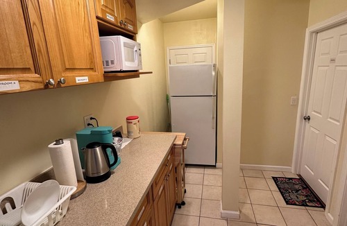 Outer Richmond Condo | Two bedrooms with private bathrooms by Golden Gate Park & Ocean Beach