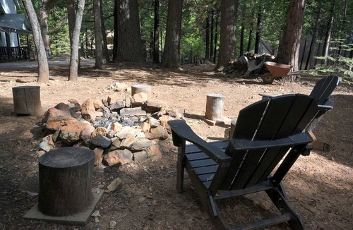 Dorrington Cabin | Two Incredible Cabins for a Memorable Family Getaway in Dorrington, California