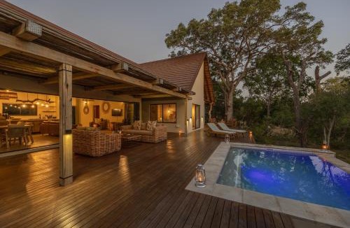 Thorny Bush Game Reserve Villa | Ukanyi Luxury Villa