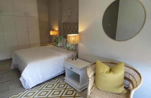 Selection Beach Apartment | Umdloti Holiday Resort "On The Rocks"