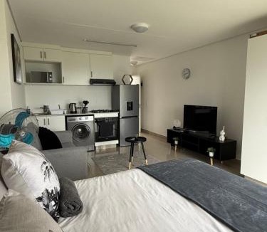 Umhlanga Apartment | Umhlanga Minimalist Haven