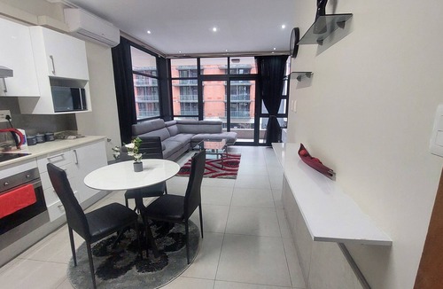 Umhlanga Ridge Apartment | Umhlanga Rox - 2 Bedroom apartment with sea view