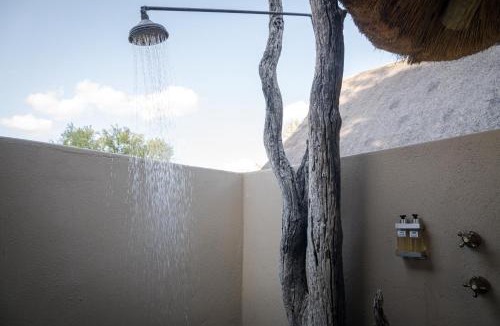 Kruger National Park Cabin | Umkumbe Safari Lodge Riverside