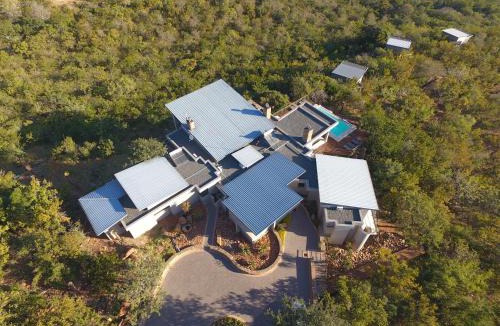Hoedspruit House | umVangati House