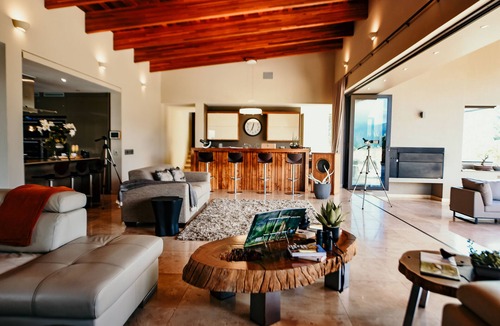 Hoedspruit House | umVangati House