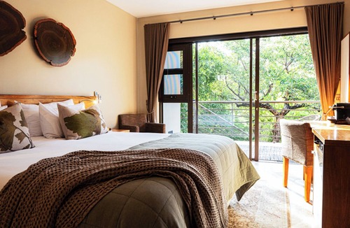 Hoedspruit House | umVangati House