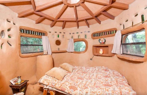 Geyserville Cabin | Unique Glamping Hobbit Hut at Spiritual Retreat near San Francisco, California