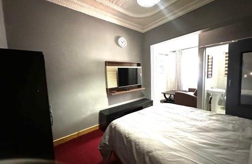 Bezuidenhout Valley Apartment | Unit 24, 163 on Bez