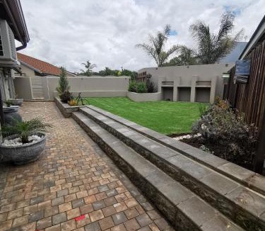 Boksburg Bed & Breakfast | Up21 Guest House