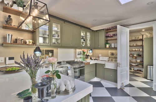 Newlands House | Upper Whelan - A charming enclave in Newlands