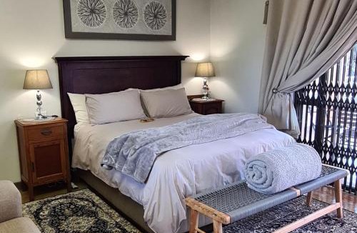 White River House | Upstairs R-2 Self-Catering Unit