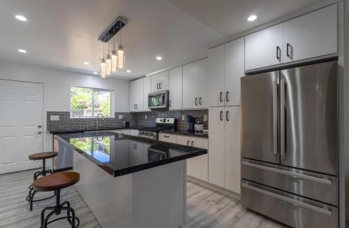 Palo Alto House | Urban, chic - in heart of Silicon Valley